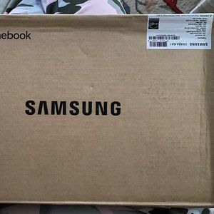 NWTSamsung Chromebook 310XBA-KA1 Intel Celeron N4020 4GB Chrome OS 32 GB -IB0463
